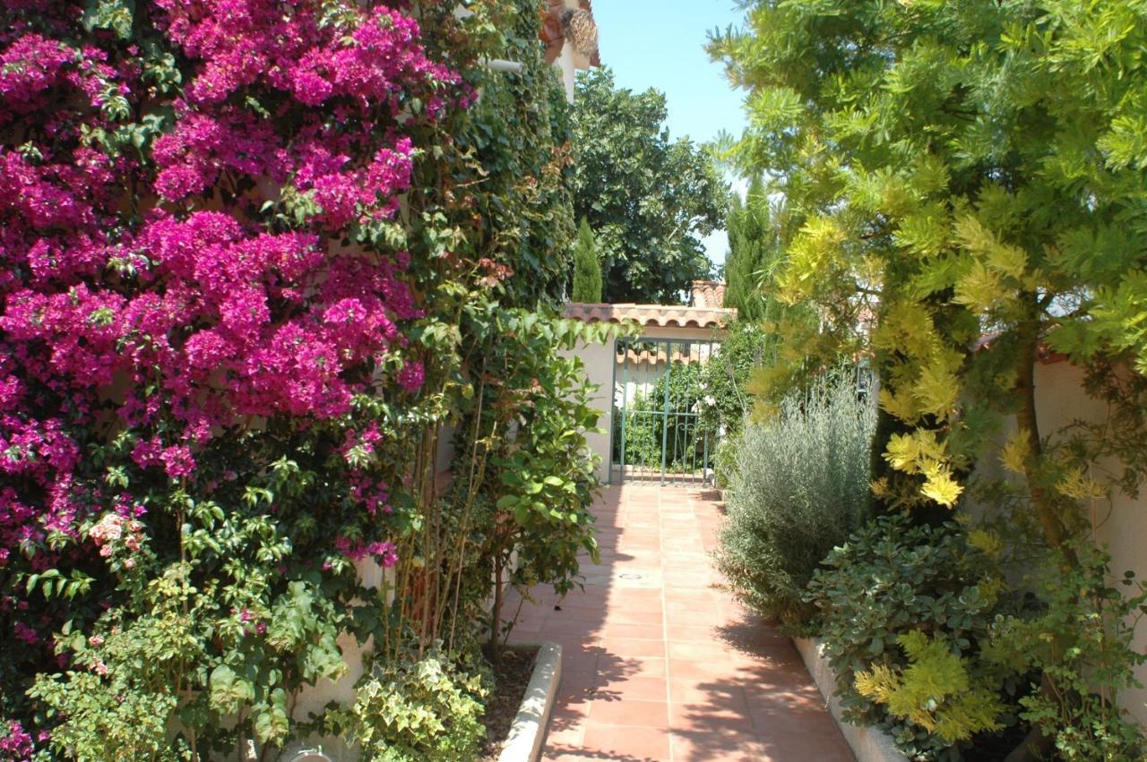 Villa Sol Емпуріабрава Екстер'єр фото